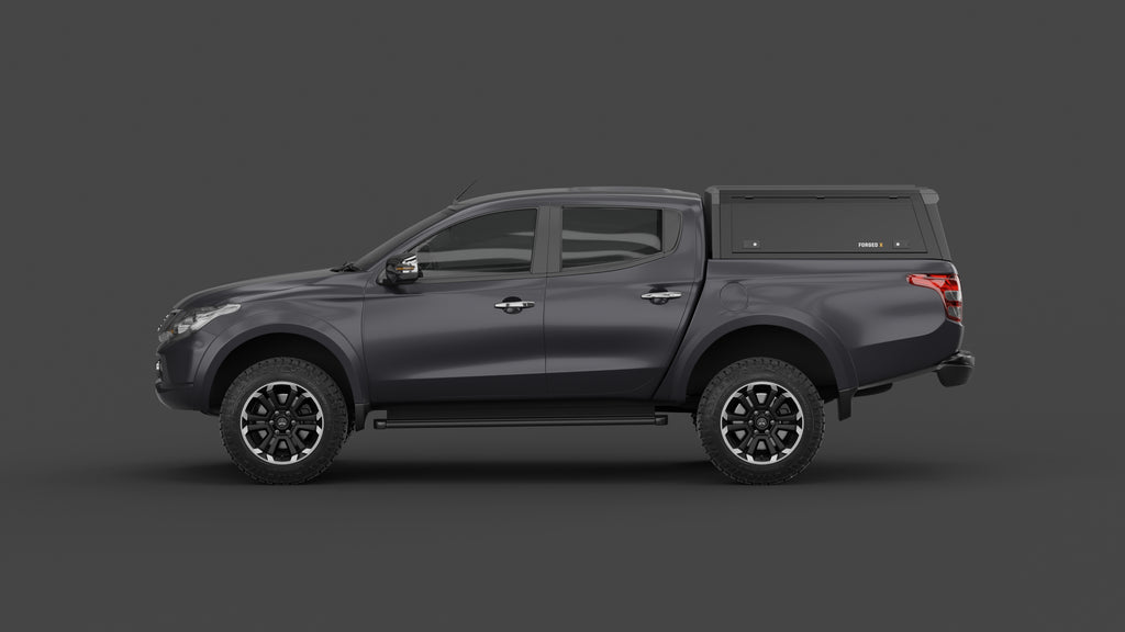 Mitsubishi Triton MQ aluminium ute canopy – solid sides