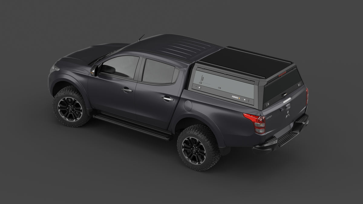 Mitsubishi Triton MQ aluminium ute canopy – with sliding dog windows