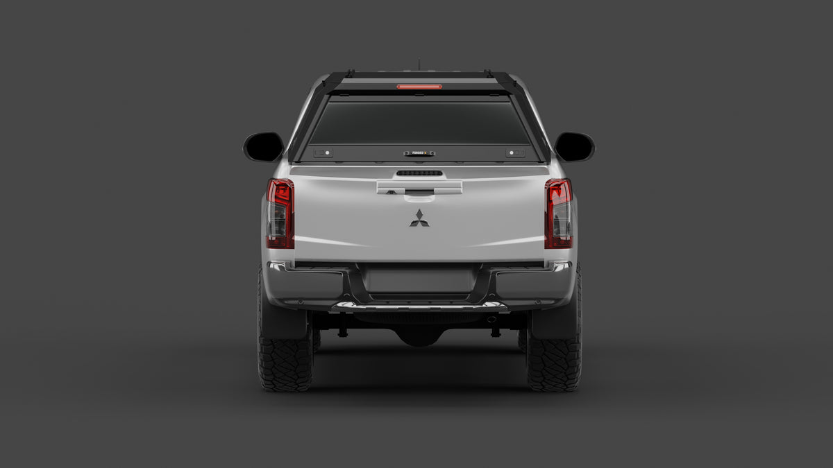 Mitsubishi Triton MR aluminium ute canopy – with sliding dog windows